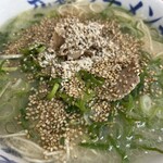 元祖ラーメン長浜家 - コショーも…