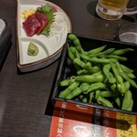 はかた商店 - 3,300円コースの枝豆と刺身（2人前）