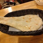 サンティ - 知人の追加プレーンナン