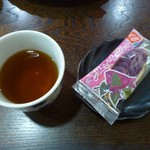 カトレア - 食後のお茶＆菓子（サービスです）