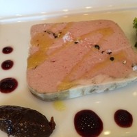ブラッスリー ポール・ボキューズ 銀座 - 豚肉と鶏肉のテリーヌ