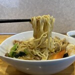 今日海飯店 - 中華揚げ麺。