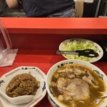 末廣ラーメン本舗 新橋分店 - 中華そば(並)セット