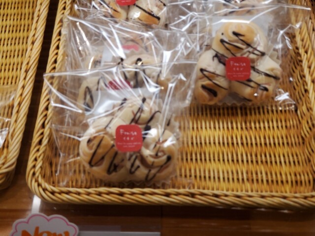 こんびりベーカリー ちゃい（Combilly Bakery ちゃい） - 花巻（パン）の写真