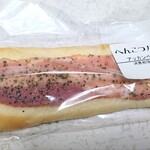 へんこつパン - アッカンベーコン　190円（外）