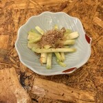 酒のみ屋 魚久 - 島らっきょうの塩漬け