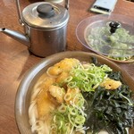 牧のうどん 新宮店 - ヤカンで追加お出汁