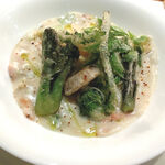 ビストロ　アギャット - 魚料理　アオハタと帆立　山菜の米粉のフリット　新玉ねぎと新じゃがのポタージュ