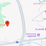 俊宣茶房 - 食べログで地図表示すると道がつながっていないように見えますが実際にはクルマ１台がやっと通れる細道があります。