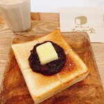 パン屋むつか堂カフェ アミュプラザ博多店 - 