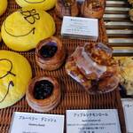 ブラフベーカリー - 