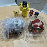 レ パン ファボリ - 店のすぐ前のイオンで、休憩がてら、写真だけ撮って、あとは食べ歩きしました