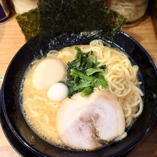 晴天屋  横浜家系ラーメン 晴天家 十日市場店 - 十日市場/ラーメン
