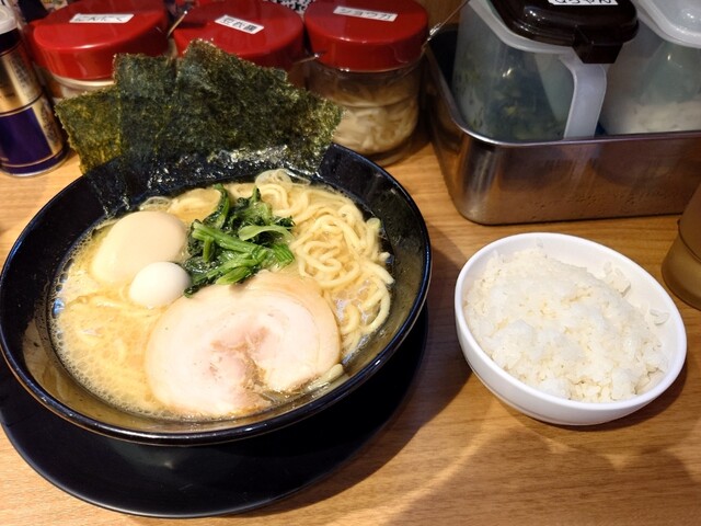 横浜家系ラーメン 晴天家 十日市場店 - 十日市場/ラーメン