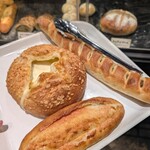 HEART BREAD ANTIQUE - ロングウインナー（520円）