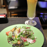 ビルボードライブ大阪 - グリルサーモンのシーザーサラダ