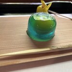 数寄屋カフェ - 中は上品なこし餡