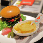 ビルボードライブ大阪 - ユニバーサル・バーガー