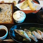 和食レストランとんでん - いわし天鮨・北海道そば￥１３８０