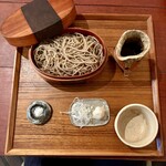 そばきり 日曜庵 - 焙煎蕎麦