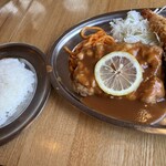 センターグリル - 