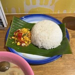 Asian kitchen cafe 百福 - ゲーンキアオワーン