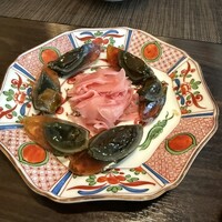 家寶 跳龍門 - 1皿目
                ピータンと生姜の甘酢漬け 