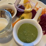 ダイニングカフェ＆バー ロンド - 