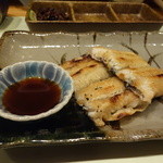 柳家錦 - 矢作川の天然鰻６００ｇ級の白焼きを、自分で擦った山葵で