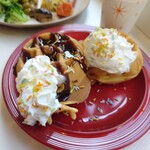 コンフォートイン - 嫁さんが焼いてきた、1コくれた(*´ч`*)
