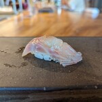 寿司ビストロ 禅 - イサキ