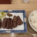 牛たん料理 閣 - 薄切り