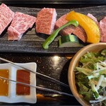 和牛厨　ふか尾 - 