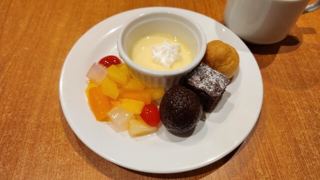 生ビだけでなく日本酒も飲み放題なんです : 湯の川観光ホテル祥苑の写真