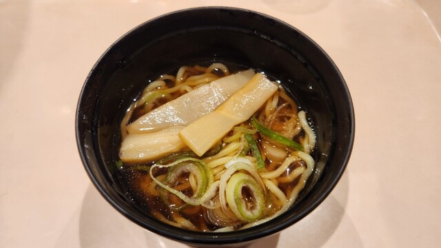 生ビだけでなく日本酒も飲み放題なんです : 湯の川観光ホテル祥苑の写真