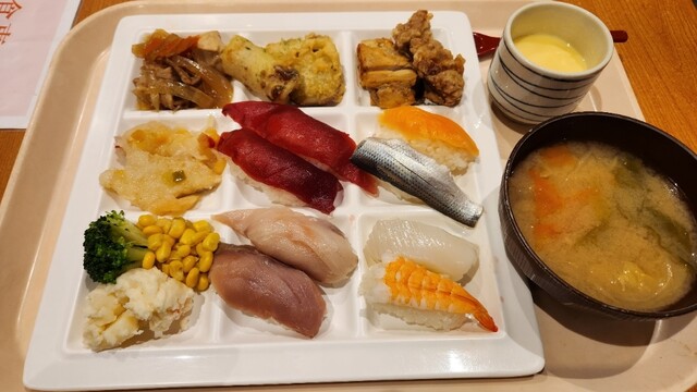 生ビだけでなく日本酒も飲み放題なんです : 湯の川観光ホテル祥苑の写真