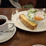 星乃珈琲店 - 彦星ブレンド+サラダ＆トースト（税込600円）