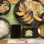 日向 - 料理写真:野菜しい揚げ餃子定食 ¥870-(2025/04/30)