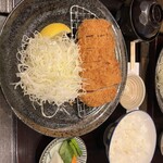 とんかつ武信 代々木上原店 - ロースカツ膳 170g ご飯がとても美味しい