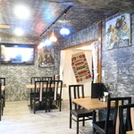 HAUS BAR RESTAURANT - 店舗内観