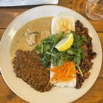 カレー屋 ヒゲめがね - 