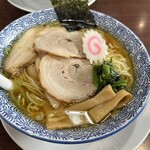 麺匠 大黒 - 鶏中華 細麺 大盛り（無料） 900円♪ Xフォロワーサービス チャーシュー 2枚♪