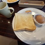 ガスト - 料理写真:トースト＆ゆで卵セット（ドリンク＆スープ バー付）（税込450円）