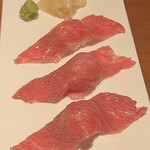 生粋 - 和牛炙り握り(トモサンカク)(3人前)