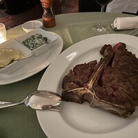 37 Steakhouse & Bar - 