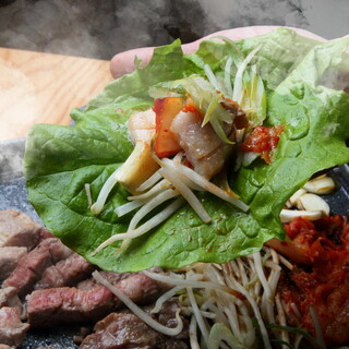 本場韓国の味を再現！食べ放題でお得に楽しむ