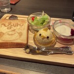 ぴよりんSTATION Cafe gentiane JR名古屋駅店 - 