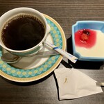 叙々苑 - コーヒーと杏仁