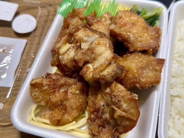 Bentoman Nakaodai Eki Nishi Ten