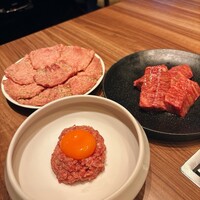 焼肉うしごろ 新宿三丁目店 - 